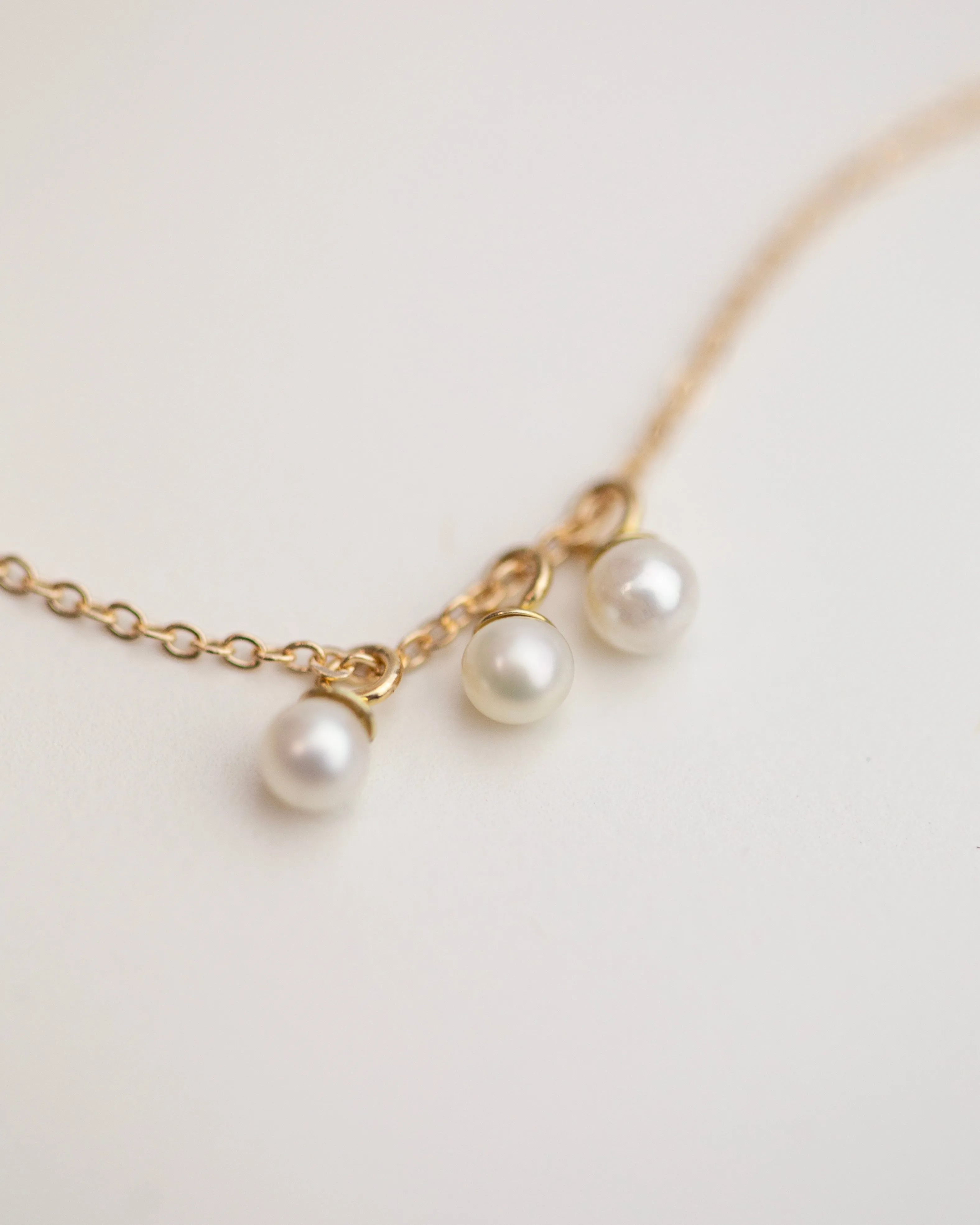 14k Mini Pearl Pendant Necklace
