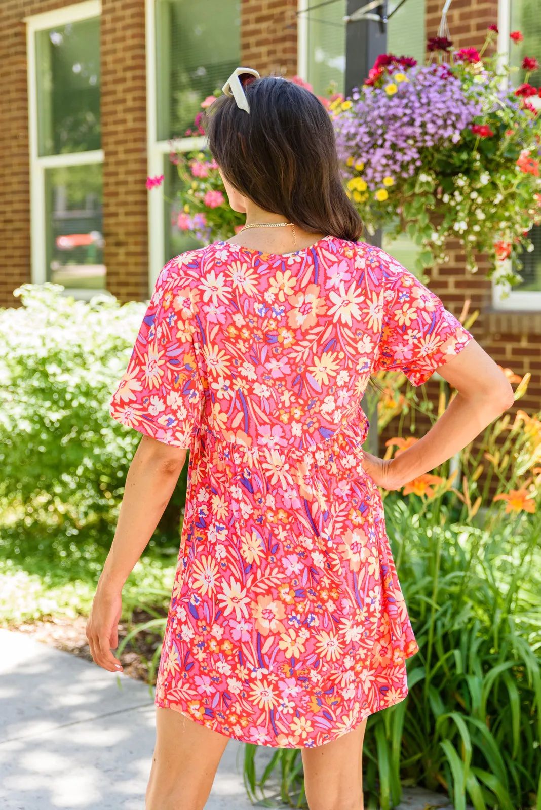 Vintage Daisies Dress In Hot Coral